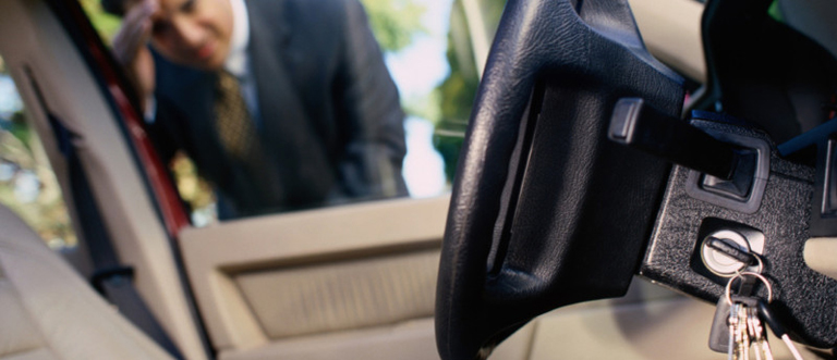24 hour car locksmith in Elmbank